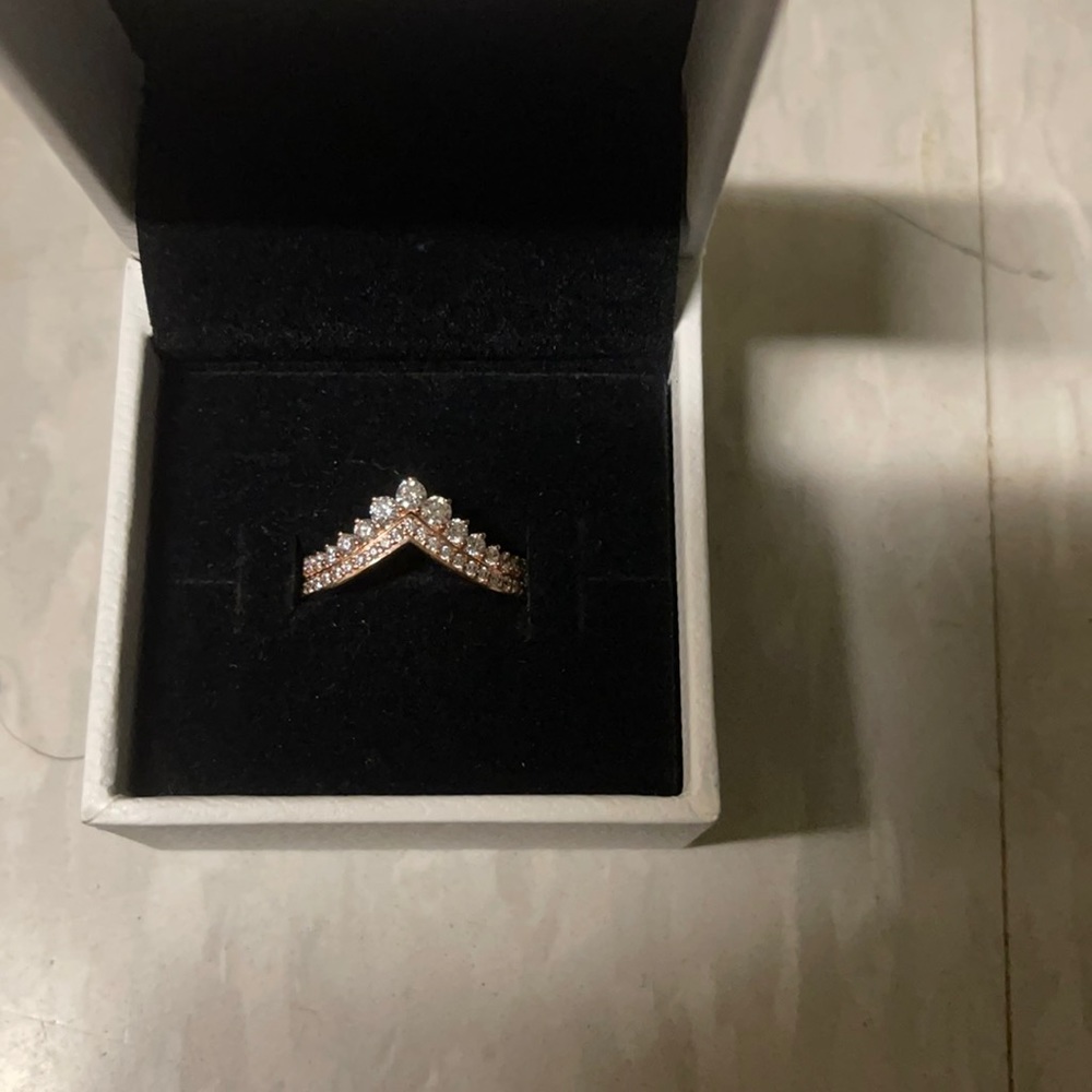 Pandora Crown Ring